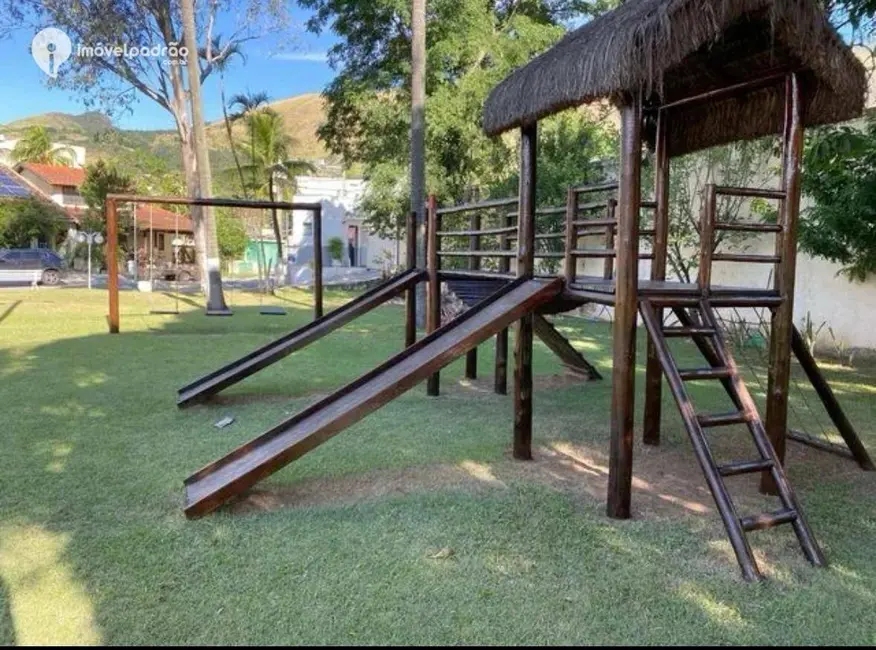Casa de Condomínio com 4 quartos à venda, 300m2 em Ouro Preto, Nova Iguacu - RJ - imagem 9 Foto 9 de Casa de Condomínio com 4 quartos à venda, 300m2 em Ouro Preto, Nova Iguacu - RJ