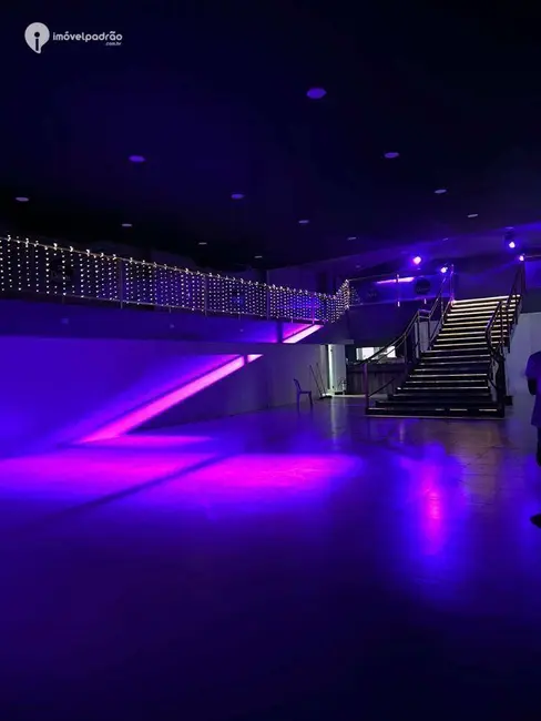 Sala Comercial à venda, 450m2 em Vila Iracema, Nova Iguacu - RJ - imagem 2 Foto 2 de Sala Comercial à venda, 450m2 em Vila Iracema, Nova Iguacu - RJ