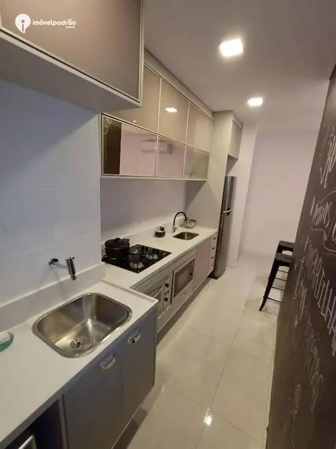 Apartamento com 3 quartos à venda, 66m2 em Centro, Nova Iguacu - RJ - imagem 7 Foto 7 de Apartamento com 3 quartos à venda, 66m2 em Centro, Nova Iguacu - RJ