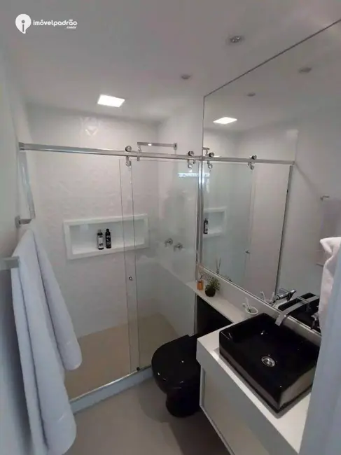 Apartamento com 3 quartos à venda, 66m2 em Centro, Nova Iguacu - RJ - imagem 5 Foto 5 de Apartamento com 3 quartos à venda, 66m2 em Centro, Nova Iguacu - RJ