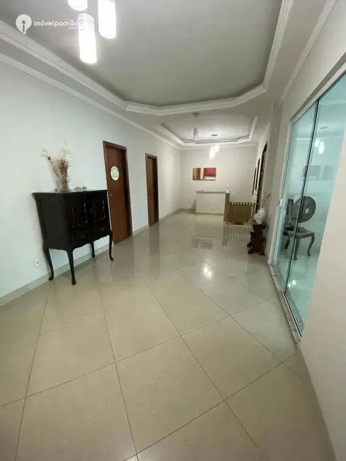 Casa com 3 quartos à venda, 130m2 em Moquetá, Nova Iguacu - RJ - imagem 3 Foto 3 de Casa com 3 quartos à venda, 130m2 em Moquetá, Nova Iguacu - RJ