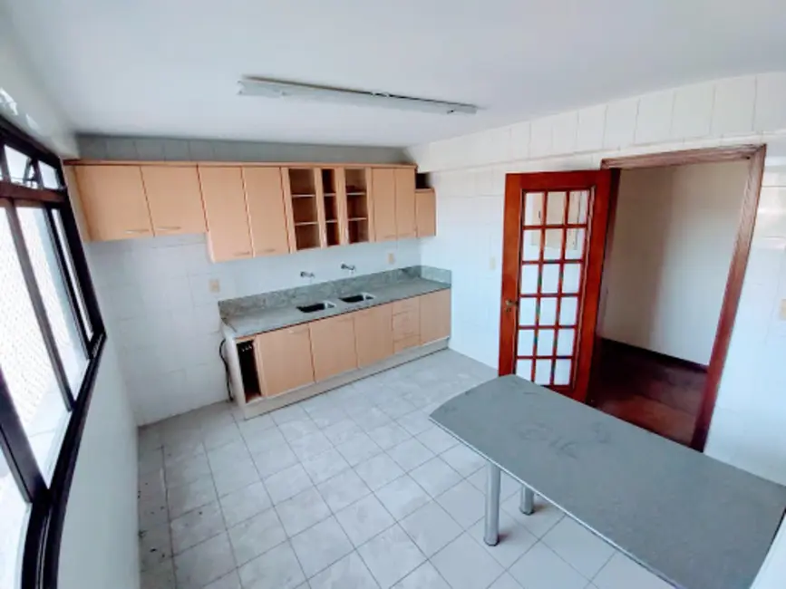 Foto 1 de Apartamento com 3 quartos à venda e para alugar, 175m2 em Caonze, Nova Iguacu - RJ