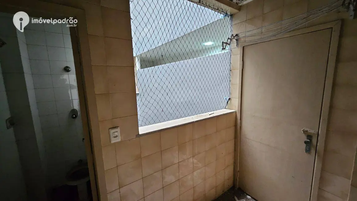 Foto 2 de Apartamento com 2 quartos à venda, 86m2 em Caonze, Nova Iguacu - RJ