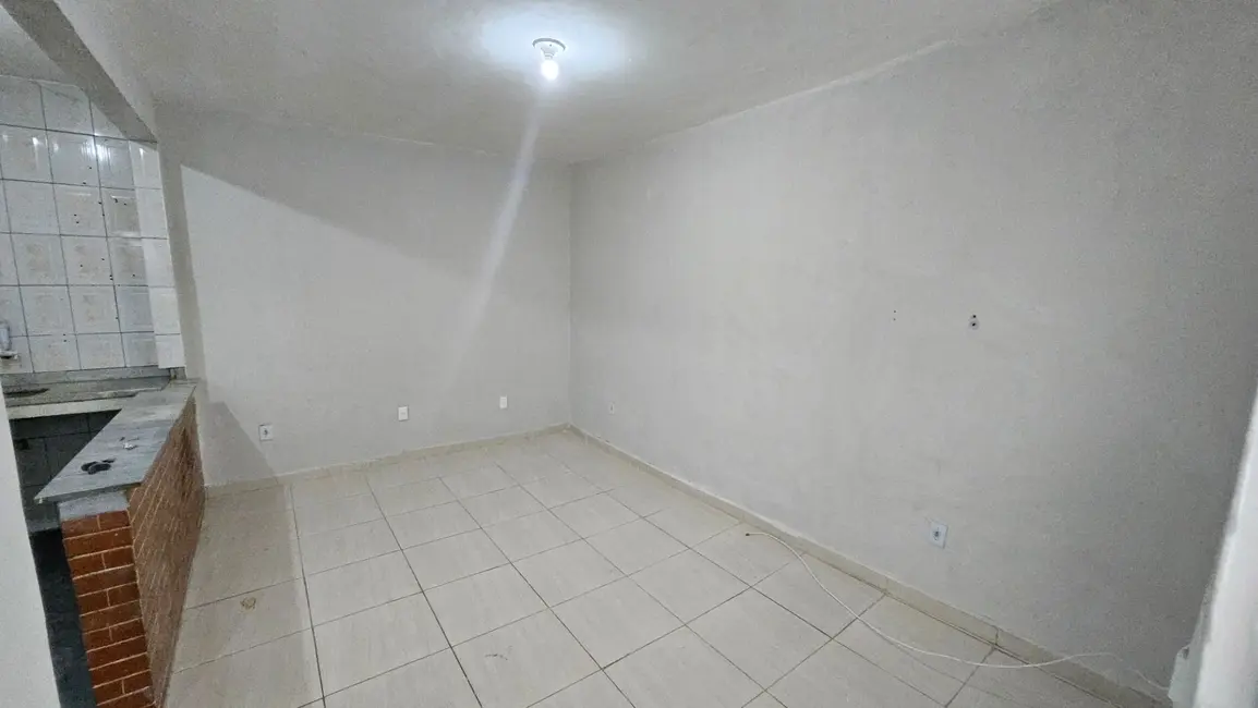 Foto 9 de Casa com 1 quarto para alugar, 35m2 em Nova Iguacu - RJ