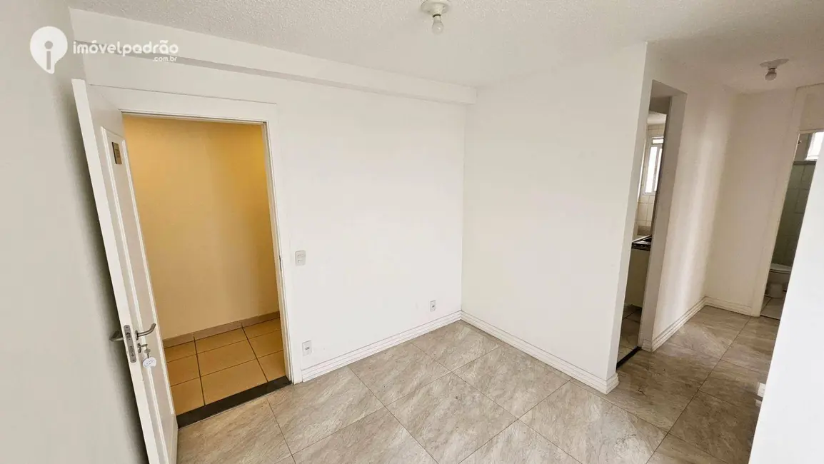 Foto 3 de Apartamento com 2 quartos para alugar, 46m2 em Prata, Nova Iguacu - RJ