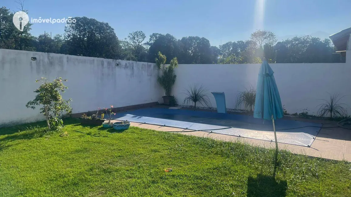 Casa de Condomínio com 3 quartos à venda, 594m2 em Itatiaia - RJ - imagem 3 Foto 3 de Casa de Condomínio com 3 quartos à venda, 594m2 em Itatiaia - RJ