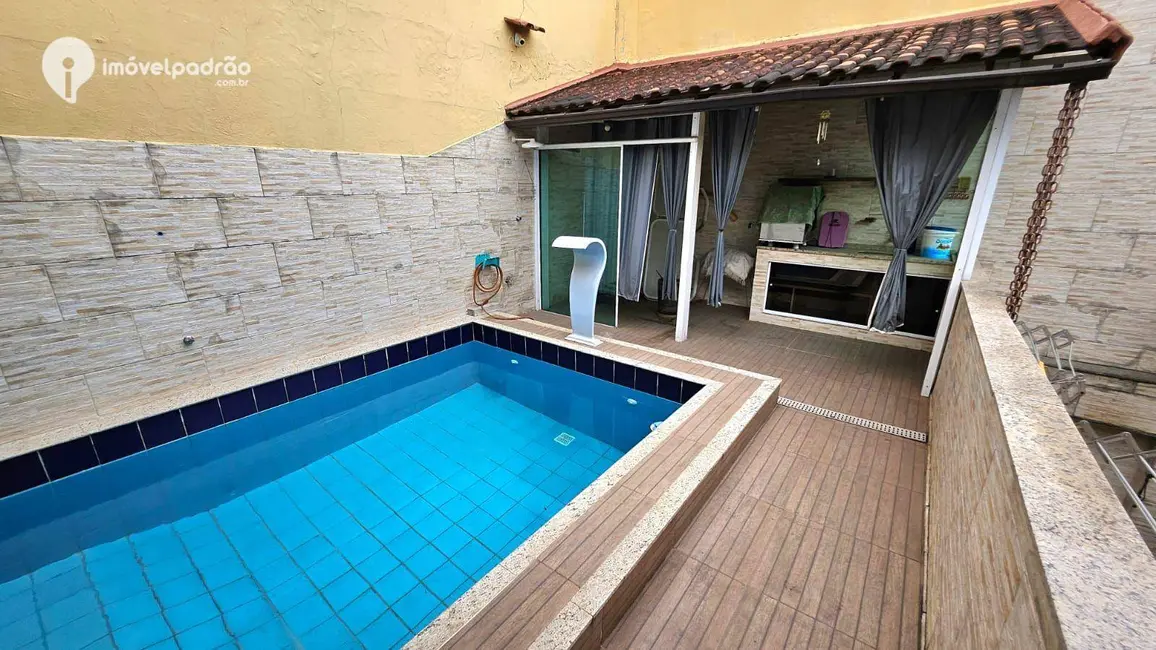 Foto 2 de Casa com 6 quartos à venda, 400m2 em Santo Elias, Mesquita - RJ