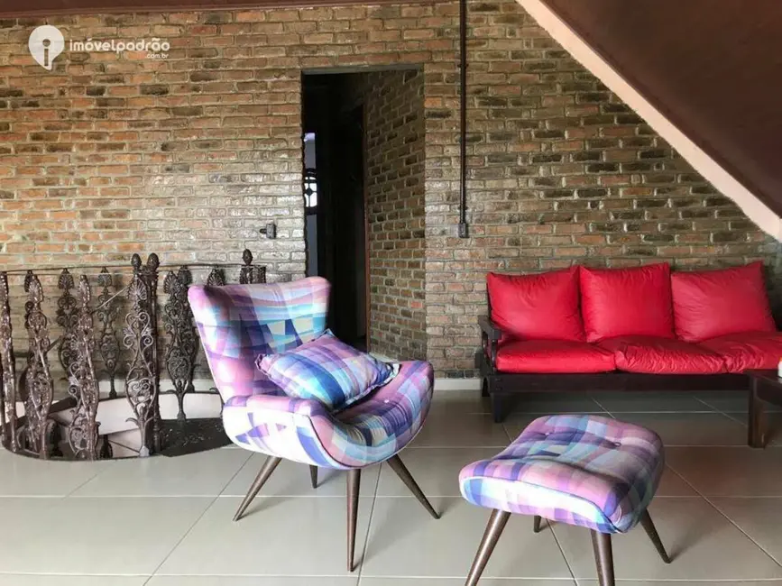 Foto 8 de Casa de Condomínio com 5 quartos à venda, 450m2 em Angra Dos Reis - RJ