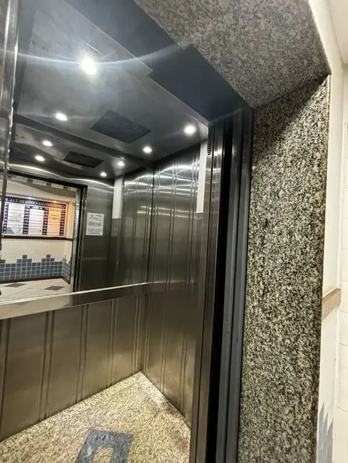 Sala Comercial à venda e para alugar, 49m2 em Centro, Nova Iguacu - RJ - imagem 7 Foto 7 de Sala Comercial à venda e para alugar, 49m2 em Centro, Nova Iguacu - RJ