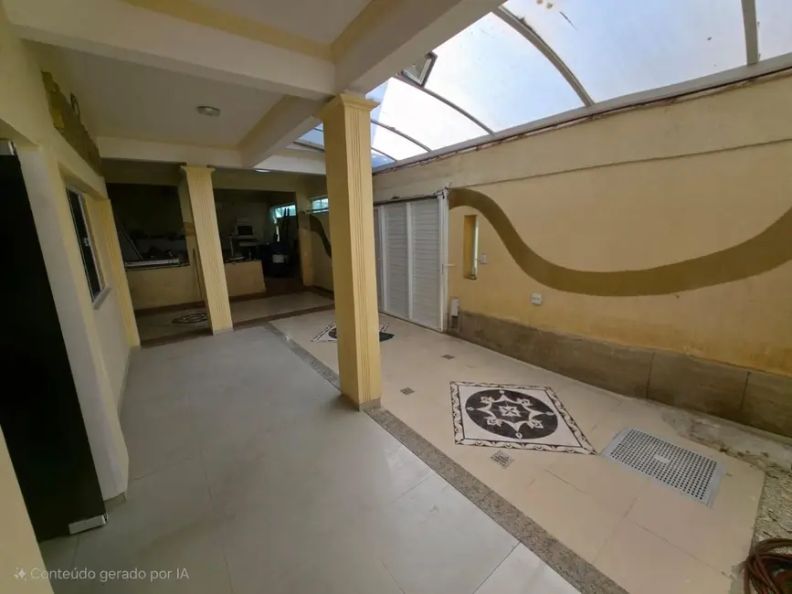 Casa com 3 quartos à venda, 200m2 em Comendador Soares, Nova Iguacu - RJ - imagem 3 Foto 3 de Casa com 3 quartos à venda, 200m2 em Comendador Soares, Nova Iguacu - RJ