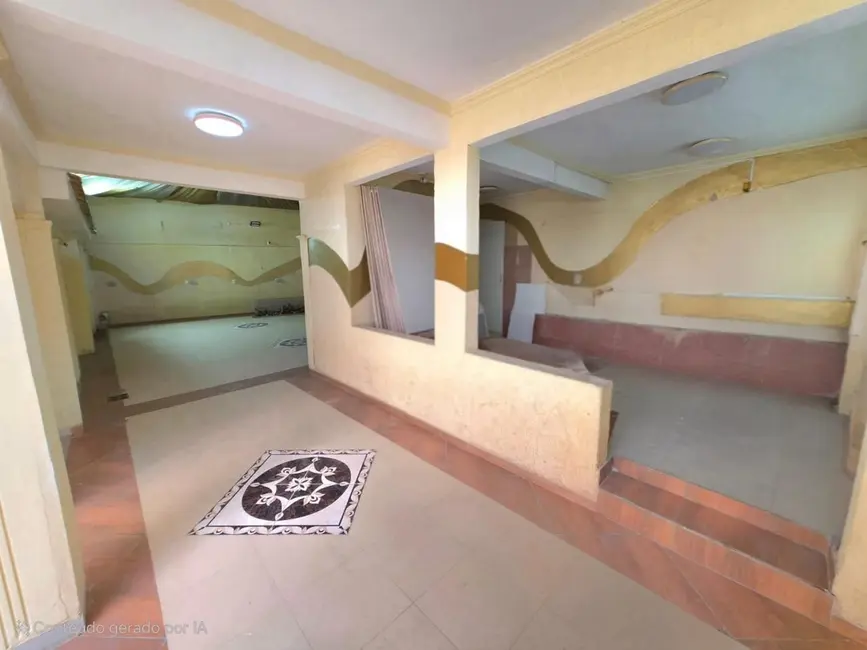 Casa com 3 quartos à venda, 200m2 em Comendador Soares, Nova Iguacu - RJ - imagem 5 Foto 5 de Casa com 3 quartos à venda, 200m2 em Comendador Soares, Nova Iguacu - RJ