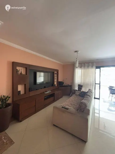 Cobertura com 4 quartos à venda, 188m2 em Centro, Nova Iguacu - RJ - imagem 6 Foto 6 de Cobertura com 4 quartos à venda, 188m2 em Centro, Nova Iguacu - RJ