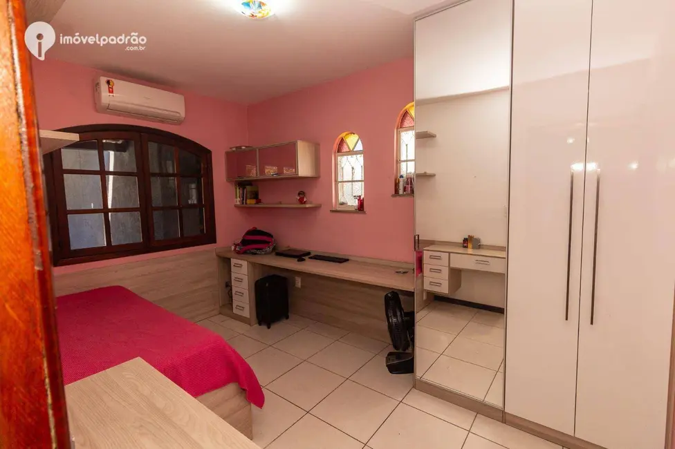 Casa com 4 quartos à venda, 320m2 em Nova Cidade, Nilopolis - RJ - imagem 8 Foto 8 de Casa com 4 quartos à venda, 320m2 em Nova Cidade, Nilopolis - RJ