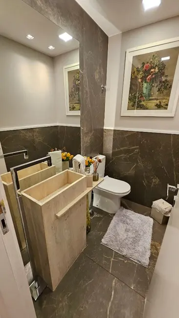Casa de Condomínio com 4 quartos à venda, 225m2 em Centro, Nova Iguacu - RJ - imagem 3 Foto 3 de Casa de Condomínio com 4 quartos à venda, 225m2 em Centro, Nova Iguacu - RJ