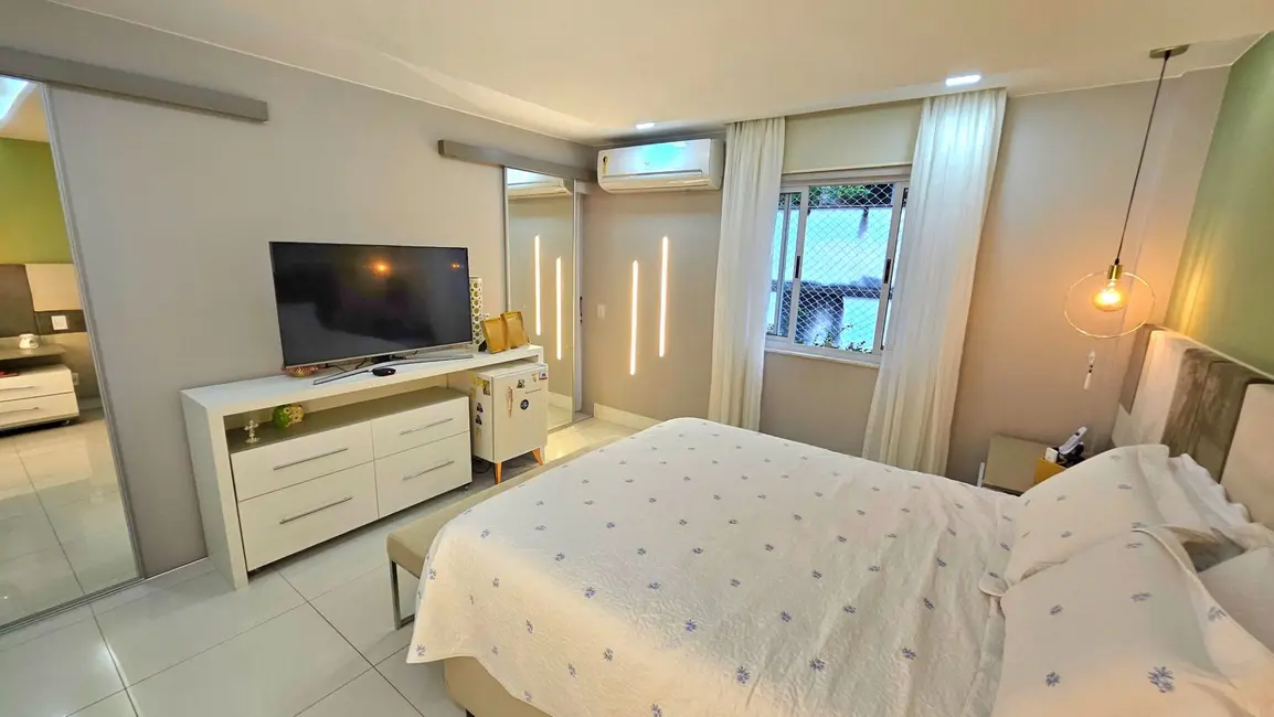 Casa de Condomínio com 4 quartos à venda, 225m2 em Centro, Nova Iguacu - RJ - imagem 5 Foto 5 de Casa de Condomínio com 4 quartos à venda, 225m2 em Centro, Nova Iguacu - RJ