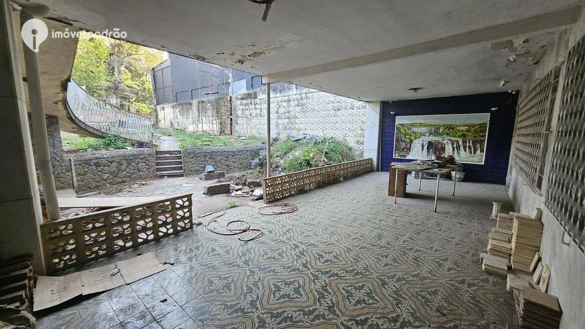 Foto 9 de Casa com 4 quartos para alugar, 441m2 em Centro, Nova Iguacu - RJ