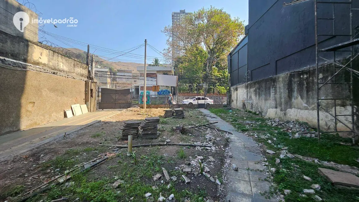 Foto 6 de Casa com 4 quartos para alugar, 441m2 em Centro, Nova Iguacu - RJ