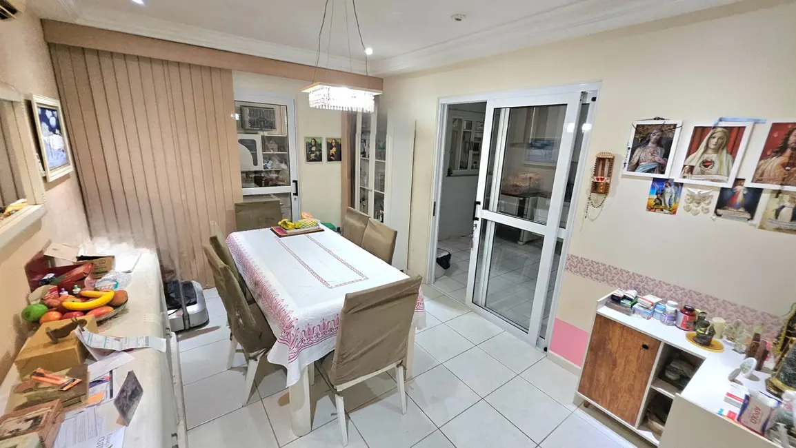 Foto 22 de Casa de Condomínio com 4 quartos à venda, 184m2 em Centro, Nova Iguacu - RJ