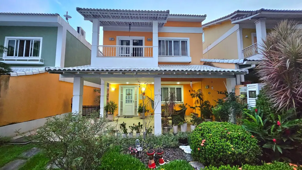 Foto 1 de Casa de Condomínio com 4 quartos à venda, 184m2 em Centro, Nova Iguacu - RJ