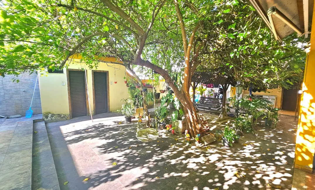 Casa com 4 quartos à venda, 360m2 em Andrade Araújo, Nova Iguacu - RJ - imagem 5 Foto 5 de Casa com 4 quartos à venda, 360m2 em Andrade Araújo, Nova Iguacu - RJ