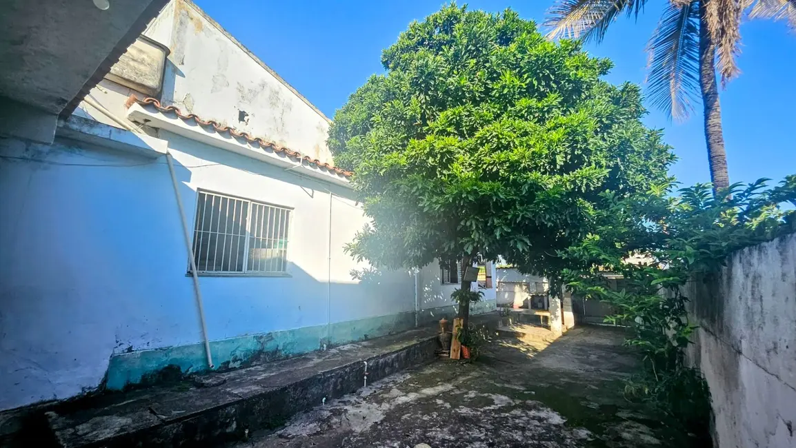 Foto 8 de Casa com 3 quartos à venda, 400m2 em Rocha Sobrinho, Mesquita - RJ