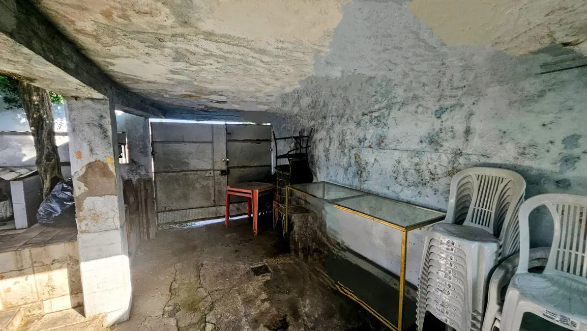 Foto 3 de Casa com 3 quartos à venda, 400m2 em Rocha Sobrinho, Mesquita - RJ