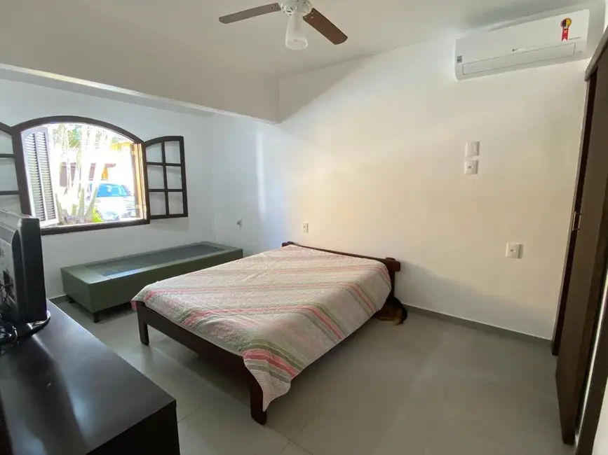 Foto 5 de Casa com 3 quartos à venda, 400m2 em Vargem Pequena, Rio De Janeiro - RJ