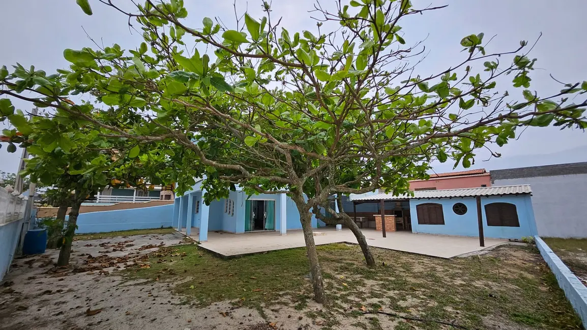 Foto 2 de Casa com 6 quartos à venda, 760m2 em Arraial Do Cabo - RJ