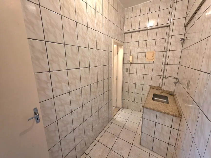 Foto 4 de Apartamento com 1 quarto para alugar, 40m2 em Centro, Nova Iguacu - RJ