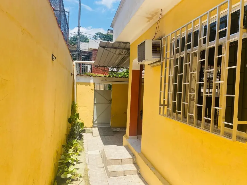 Casa com 2 quartos à venda, 300m2 em Boa Esperança, Nova Iguacu - RJ - imagem 3 Foto 3 de Casa com 2 quartos à venda, 300m2 em Boa Esperança, Nova Iguacu - RJ
