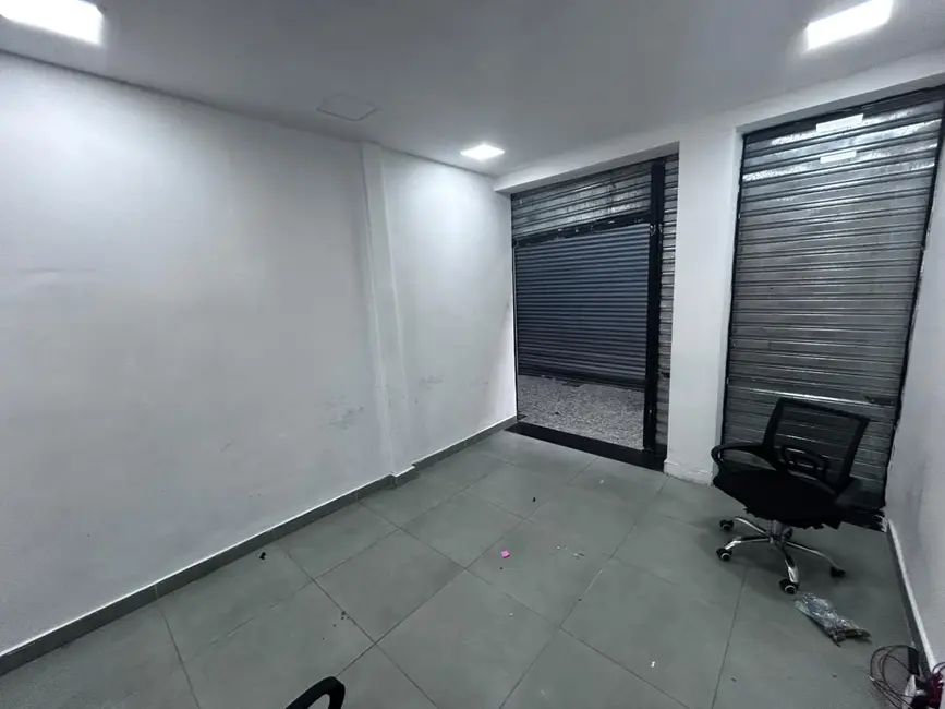 Foto 3 de Loja para alugar, 21m2 em Centro, Nova Iguacu - RJ