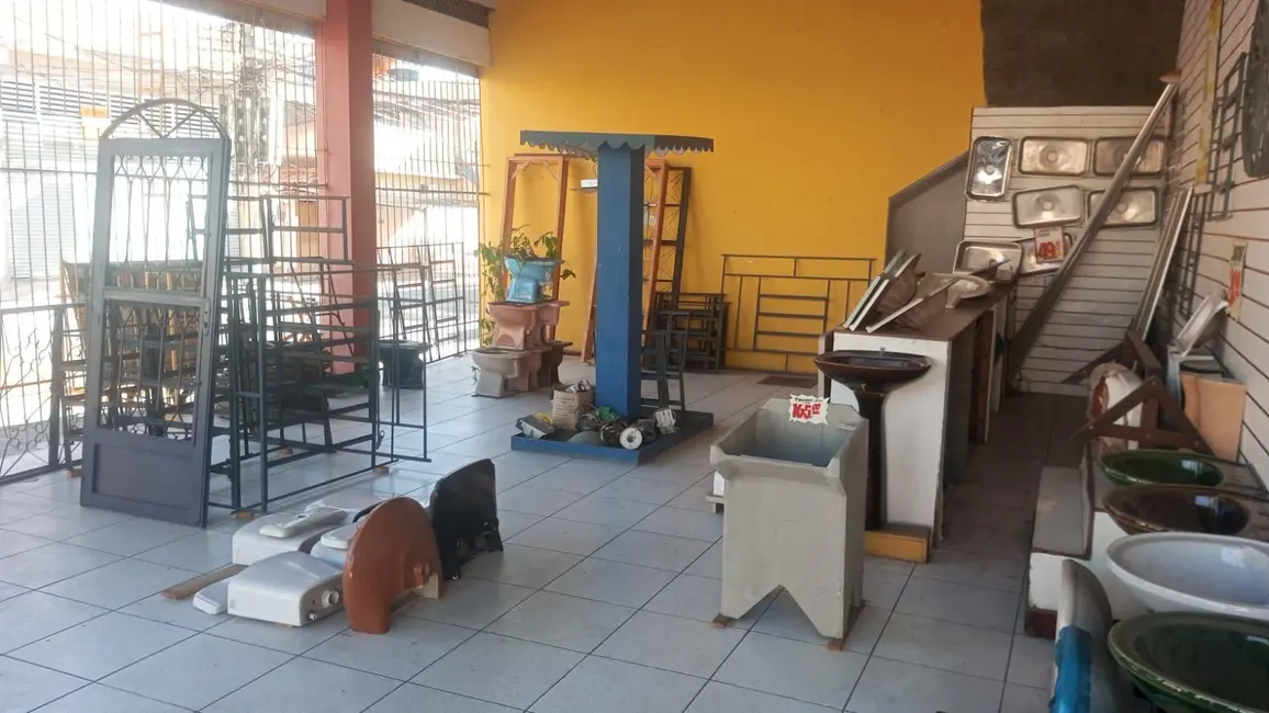 Foto 2 de Armazém / Galpão para alugar, 230m2 em Centro, Mesquita - RJ