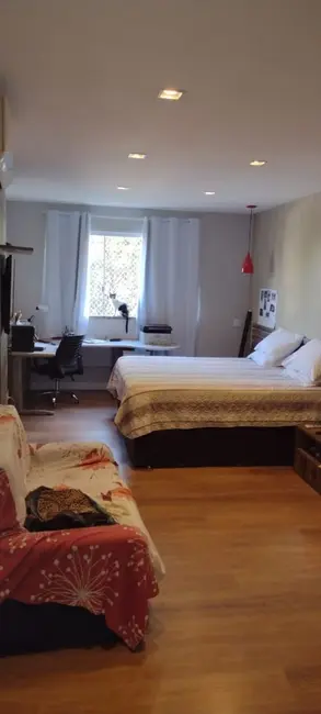 Casa de Condomínio com 5 quartos à venda, 686m2 em Paraíso, Nova Iguacu - RJ - imagem 8 Foto 8 de Casa de Condomínio com 5 quartos à venda, 686m2 em Paraíso, Nova Iguacu - RJ