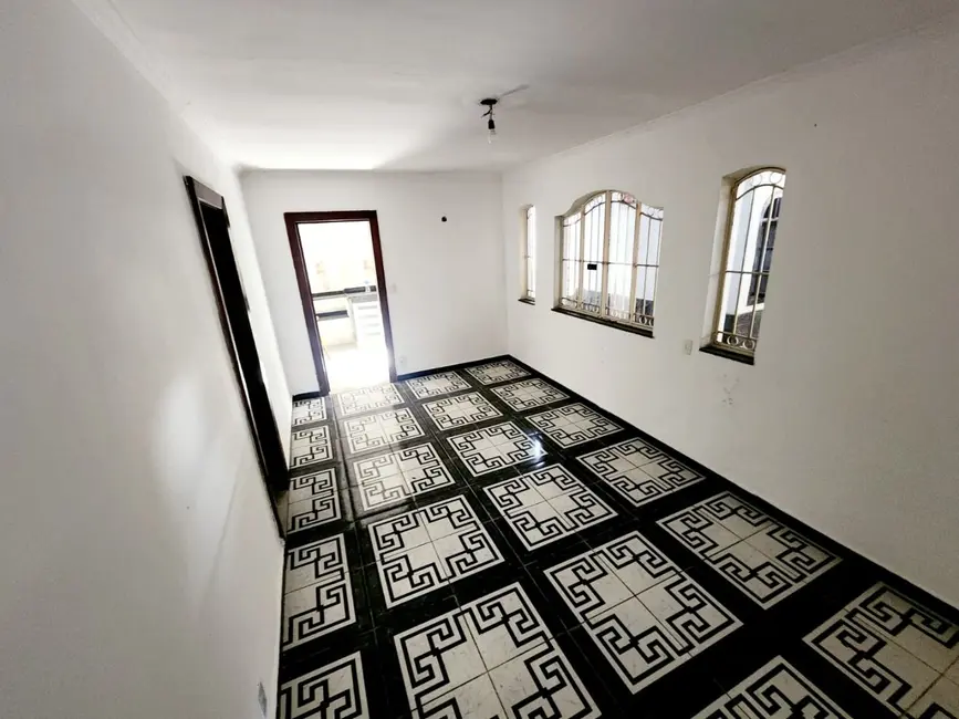 Foto 2 de Casa com 3 quartos à venda e para alugar, 200m2 em Vila São Luis, Nova Iguacu - RJ
