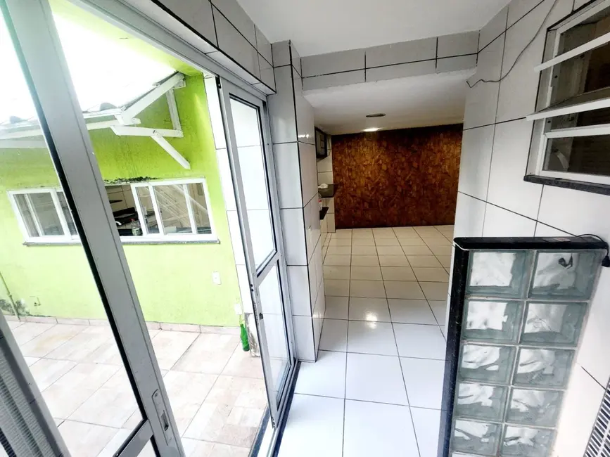 Casa com 3 quartos à venda, 120m2 em Centro, Nova Iguacu - RJ - imagem 9 Foto 9 de Casa com 3 quartos à venda, 120m2 em Centro, Nova Iguacu - RJ