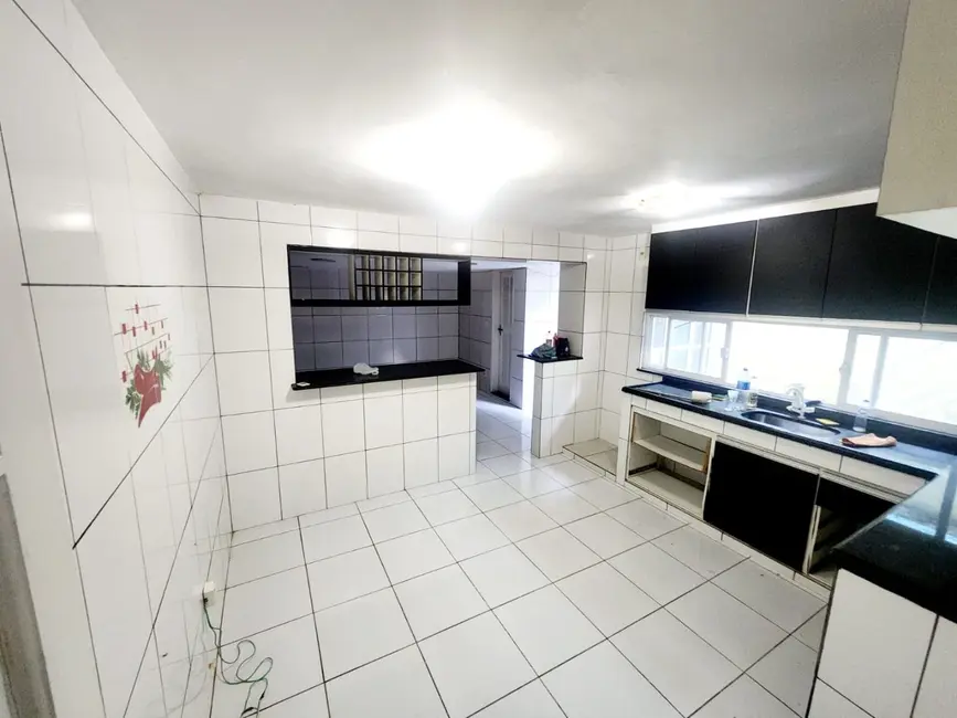 Casa com 3 quartos à venda, 120m2 em Centro, Nova Iguacu - RJ - imagem 6 Foto 6 de Casa com 3 quartos à venda, 120m2 em Centro, Nova Iguacu - RJ