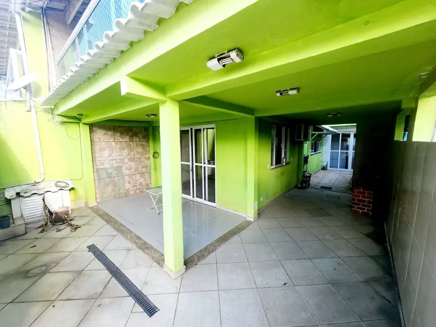 Foto 2 de Casa com 3 quartos à venda e para alugar, 120m2 em Centro, Nova Iguacu - RJ