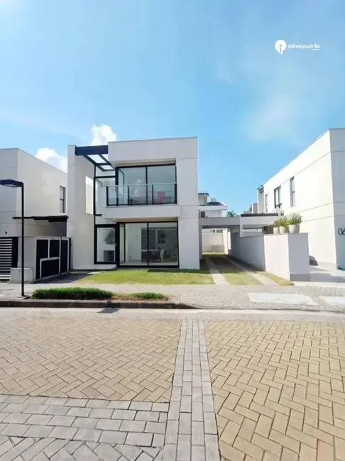 Foto 2 de Casa de Condomínio com 3 quartos à venda e para alugar, 137m2 em Recreio dos Bandeirantes, Rio De Janeiro - RJ