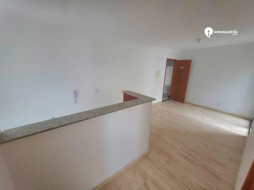 Foto 2 de Apartamento com 2 quartos para alugar, 45m2 em Santa Rita, Nova Iguacu - RJ
