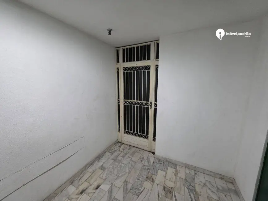 Foto 2 de Apartamento com 2 quartos à venda, 86m2 em Caonze, Nova Iguacu - RJ