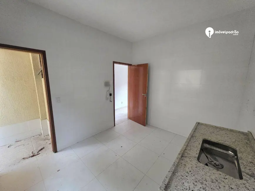 Casa com 2 quartos à venda, 124m2 em Alvarez, Nova Iguacu - RJ - imagem 6 Foto 6 de Casa com 2 quartos à venda, 124m2 em Alvarez, Nova Iguacu - RJ