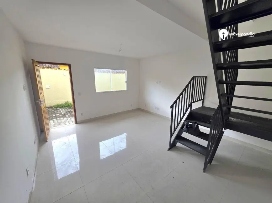Casa com 2 quartos à venda, 124m2 em Alvarez, Nova Iguacu - RJ - imagem 4 Foto 4 de Casa com 2 quartos à venda, 124m2 em Alvarez, Nova Iguacu - RJ