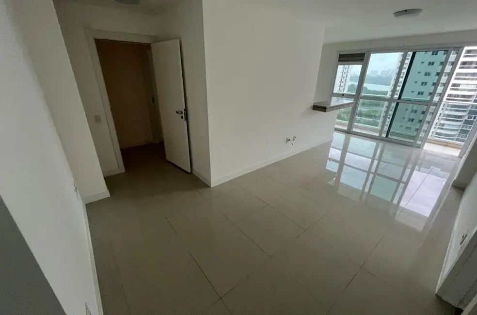 Foto 2 de Apartamento com 2 quartos à venda, 79m2 em Camorim, Rio De Janeiro - RJ