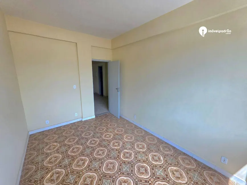 Foto 6 de Apartamento com 2 quartos para alugar, 80m2 em Miguel Couto, Nova Iguacu - RJ