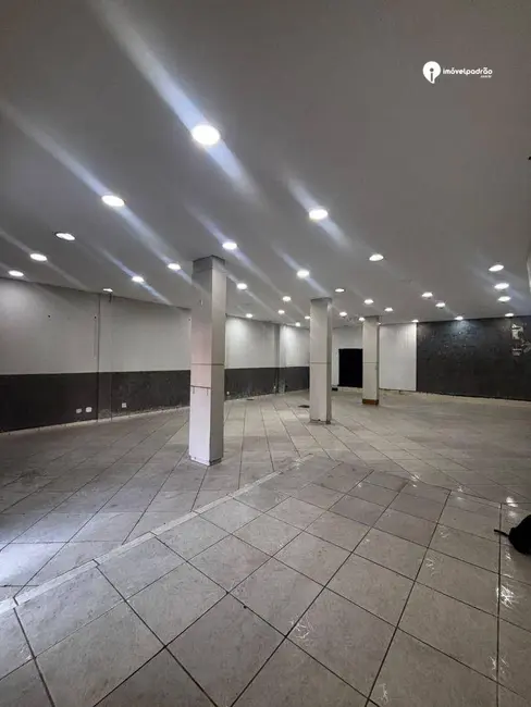 Foto 1 de Loja para alugar, 200m2 em Comendador Soares, Nova Iguacu - RJ