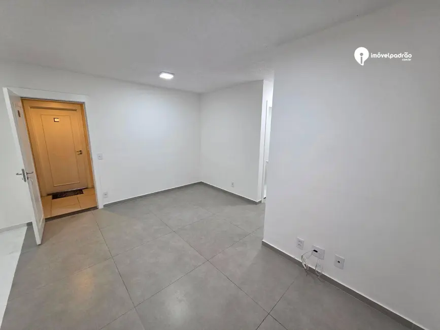 Apartamento com 2 quartos à venda e para alugar, 50m2 em Jacarepaguá, Rio De Janeiro - RJ - imagem 8 Foto 8 de Apartamento com 2 quartos à venda e para alugar, 50m2 em Jacarepaguá, Rio De Janeiro - RJ