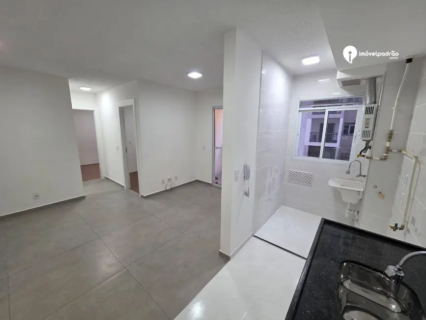 Apartamento com 2 quartos à venda e para alugar, 50m2 em Jacarepaguá, Rio De Janeiro - RJ - imagem 2 Foto 2 de Apartamento com 2 quartos à venda e para alugar, 50m2 em Jacarepaguá, Rio De Janeiro - RJ