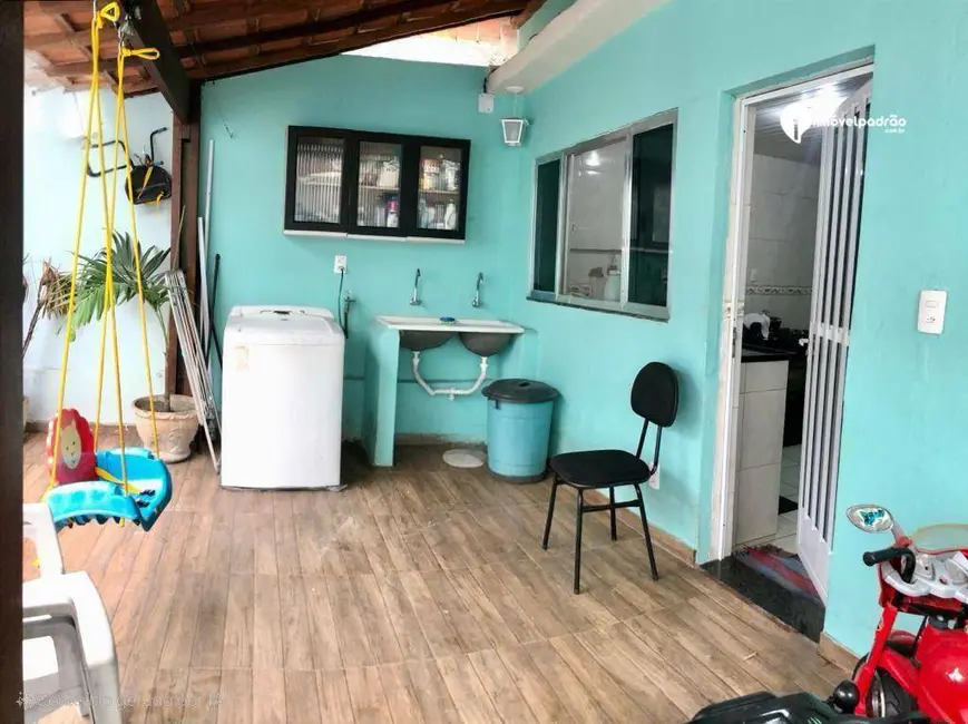 Casa com 2 quartos à venda, 350m2 em Jardim Pitoresco, Nova Iguacu - RJ - imagem 4 Foto 4 de Casa com 2 quartos à venda, 350m2 em Jardim Pitoresco, Nova Iguacu - RJ