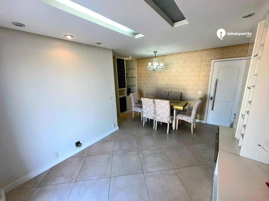 Apartamento com 3 quartos à venda e para alugar, 97m2 em Centro, Nova Iguacu - RJ - imagem 9 Foto 9 de Apartamento com 3 quartos à venda e para alugar, 97m2 em Centro, Nova Iguacu - RJ