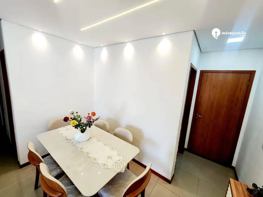 Apartamento com 3 quartos à venda, 94m2 em Centro, Nova Iguacu - RJ - imagem 3 Foto 3 de Apartamento com 3 quartos à venda, 94m2 em Centro, Nova Iguacu - RJ
